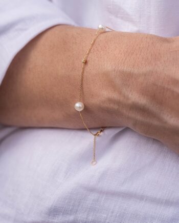 bracelet or chemise blanche