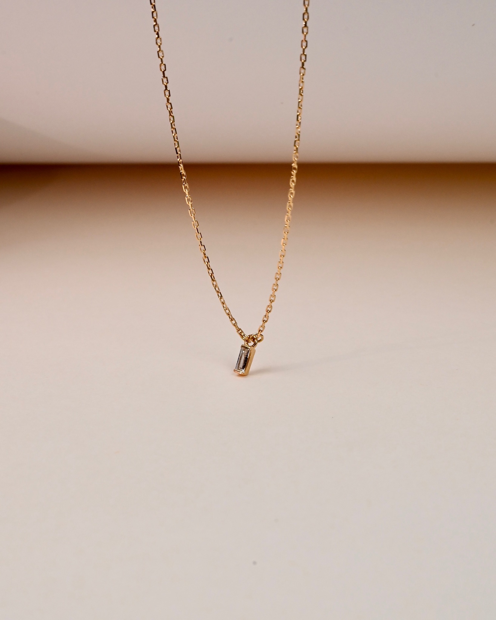 Collier or jaune et diamant baguette - Sonia